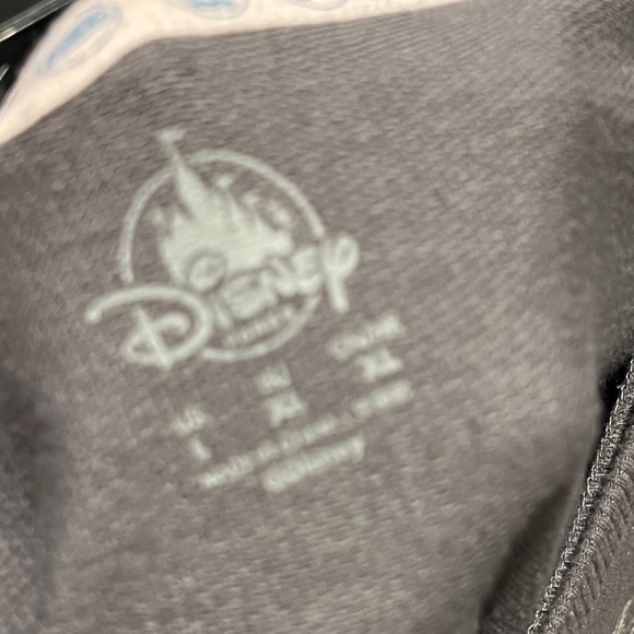 Disney Vacation Club DVC Owner Embroidered Gray Pink Sweatshir - Picture 5 of 5